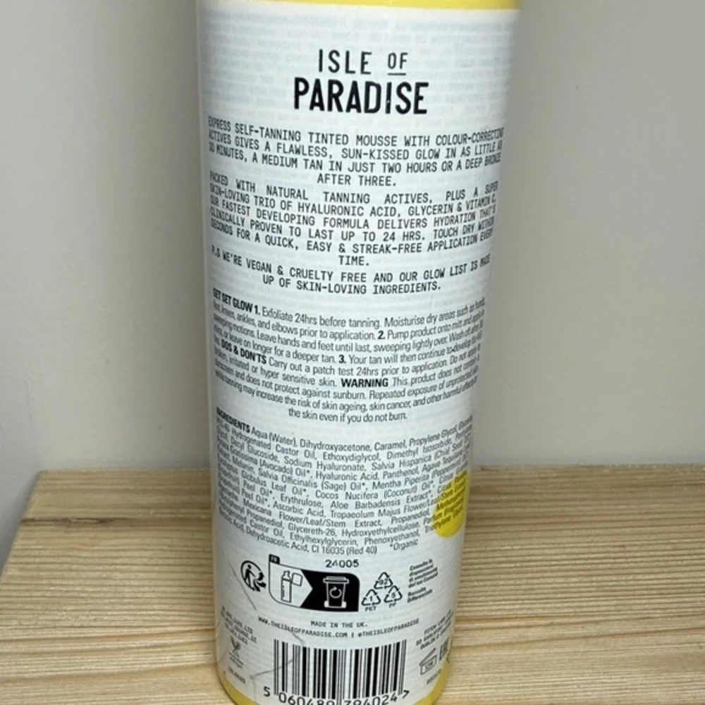 Isle of Paradise Express Self-Tanning Mousse